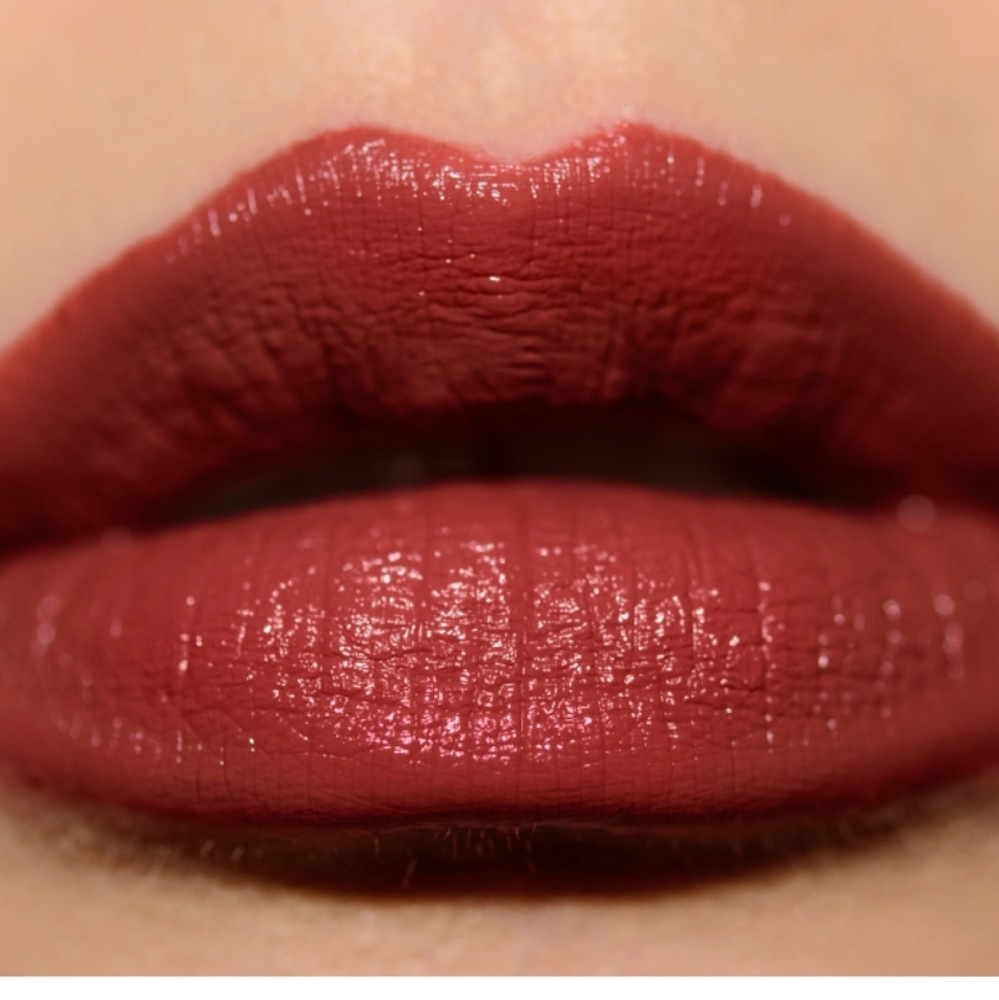 COFFEE AND CIGS MAC Cosmetics Love Me Liquid Lipcolour NWT - Picture 2 of 7